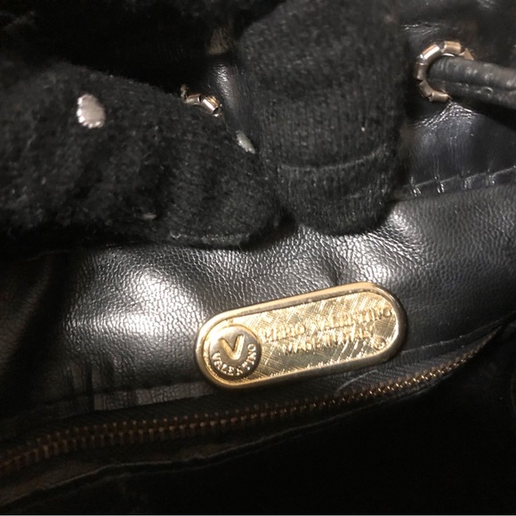 Authentic Valentino By Mario Valentino Black Leather Bucket Bag - Picture 7 of 11